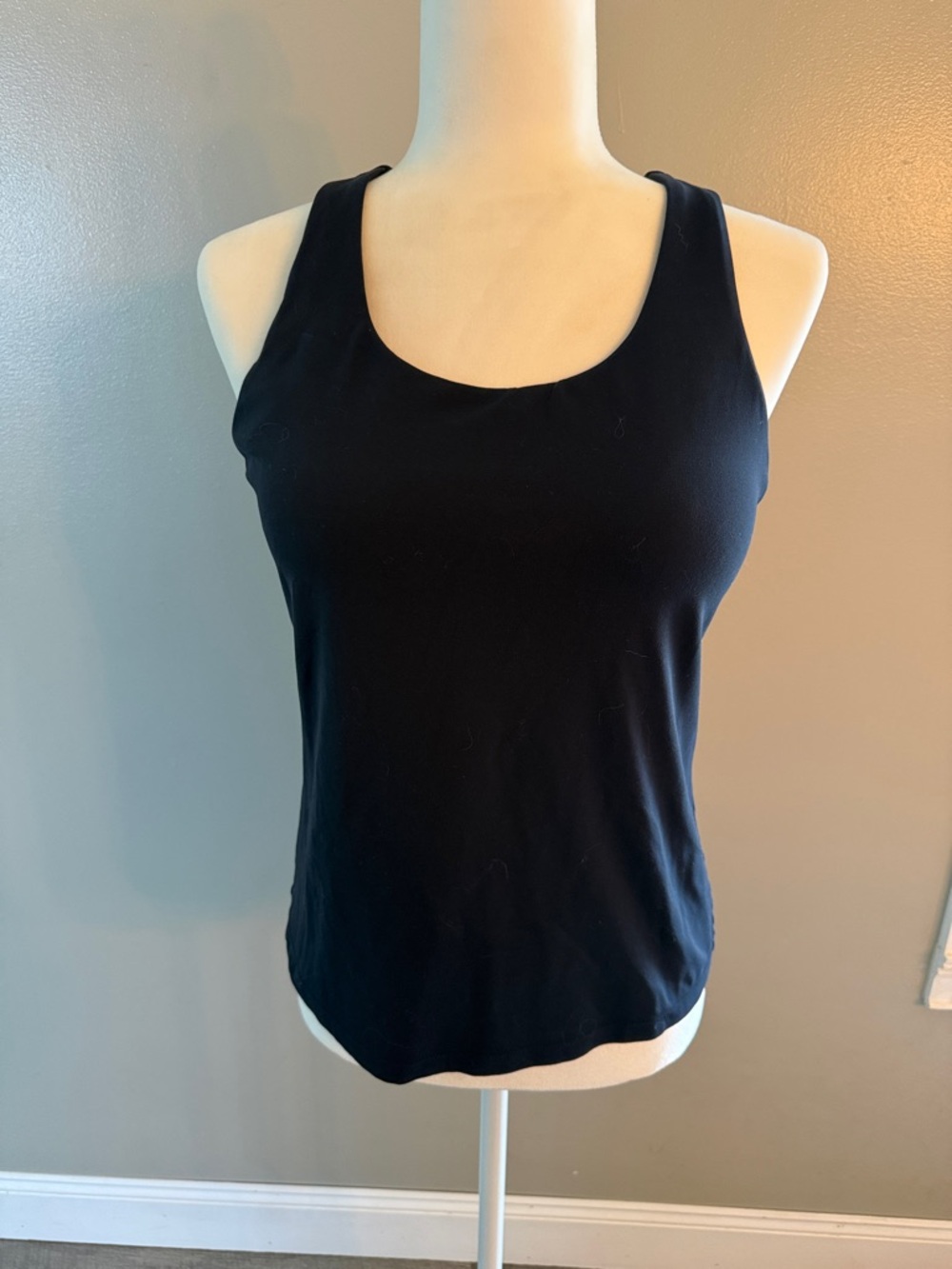 CRZ YOGA Butterluxe True Navy Scoop Neck Tank Top with Build in Bra